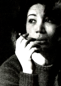 Forugh-Farrokhzad-214x300